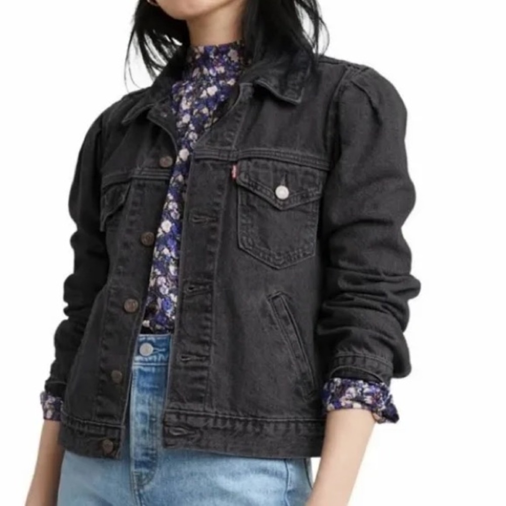 Levi’s Women’s Black Denim Jacket